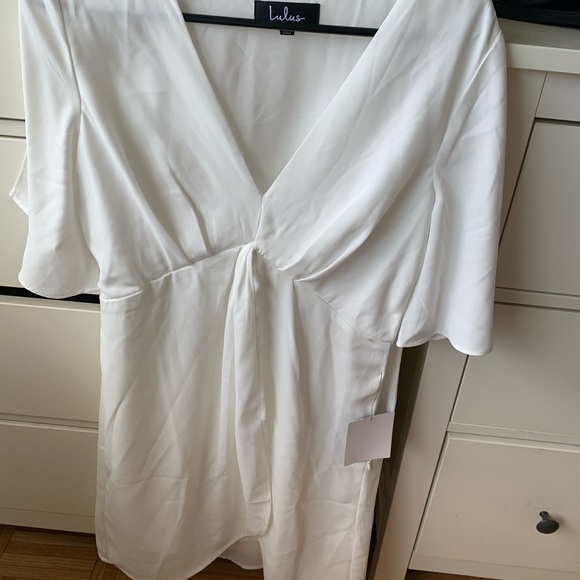 Lulus white flutter sleeve dress M - Picture 2 of 4